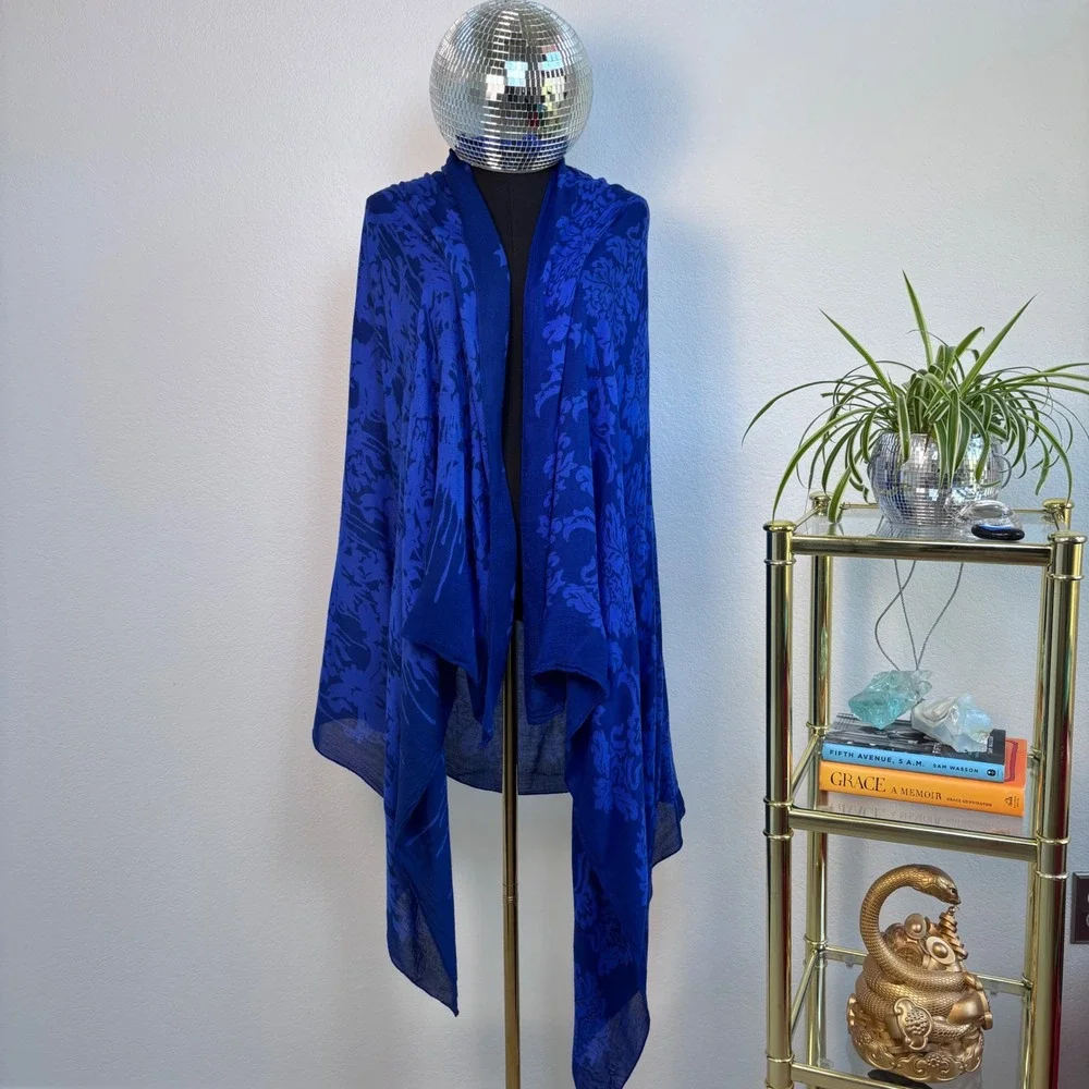 Stella & Dot Cobalt Blue Damask Floral Oversized Scarf Wrap Shawl 68x38